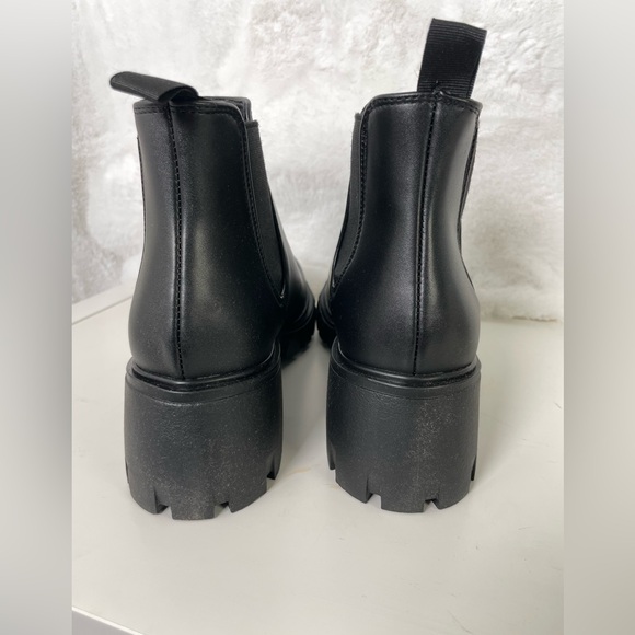 Steve Madden Howler Chelsea Lug Black Leather Boot Size 9 Chunky Y2K - Picture 4 of 8